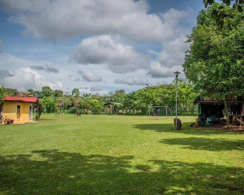 Linda Casa De Verano Con Amplias Zonas Verdes San Isidro De El General Экстерьер фото